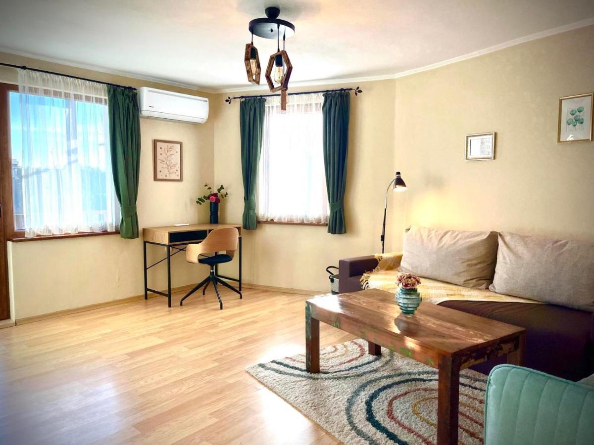 The Green Guest House Of Veliko Tarnovo-Amazing View, Top Location Экстерьер фото