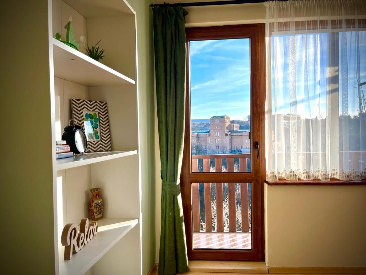 The Green Guest House Of Veliko Tarnovo-Amazing View, Top Location Экстерьер фото