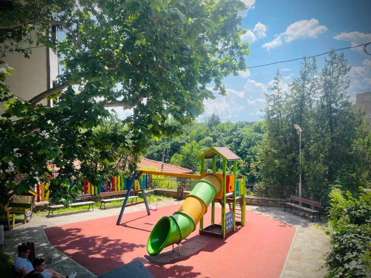 The Green Guest House Of Veliko Tarnovo-Amazing View, Top Location Экстерьер фото