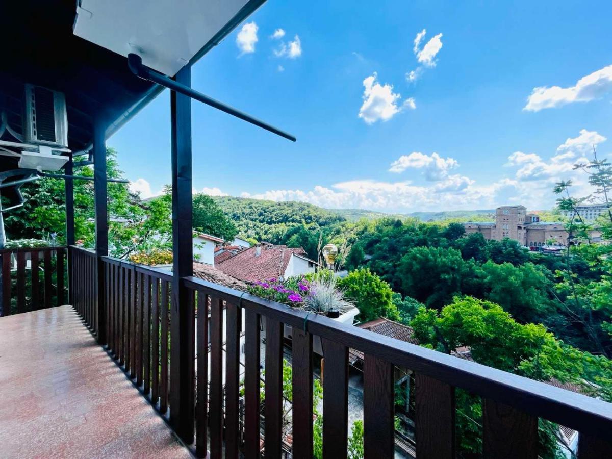 The Green Guest House Of Veliko Tarnovo-Amazing View, Top Location Экстерьер фото
